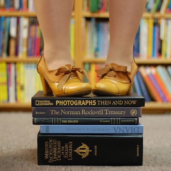 Meet your Posher, Veronica - Picture 1 of 1